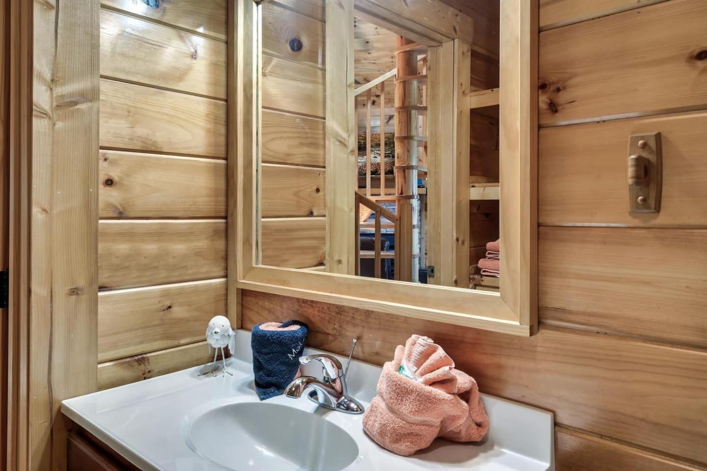 Mountain View Family Cabin W Game Room & Pool 세비어빌 외부 사진